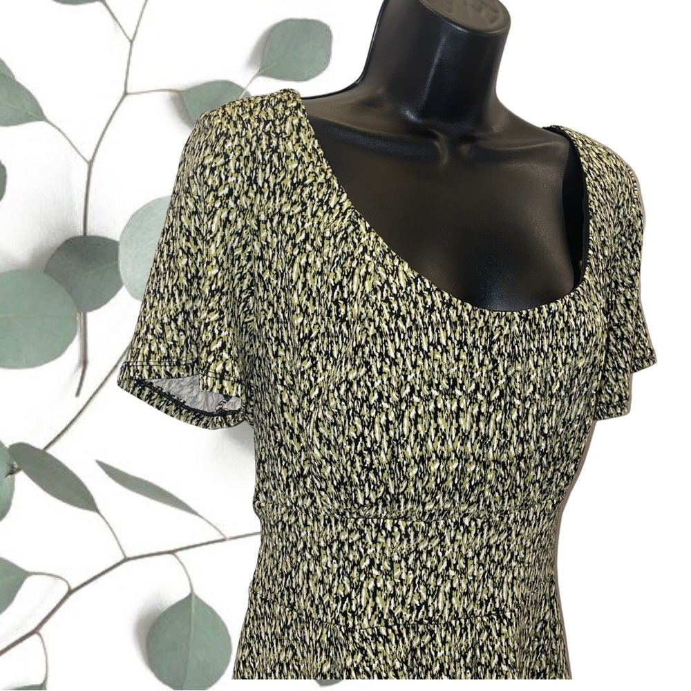 Women's Dress - Size 14